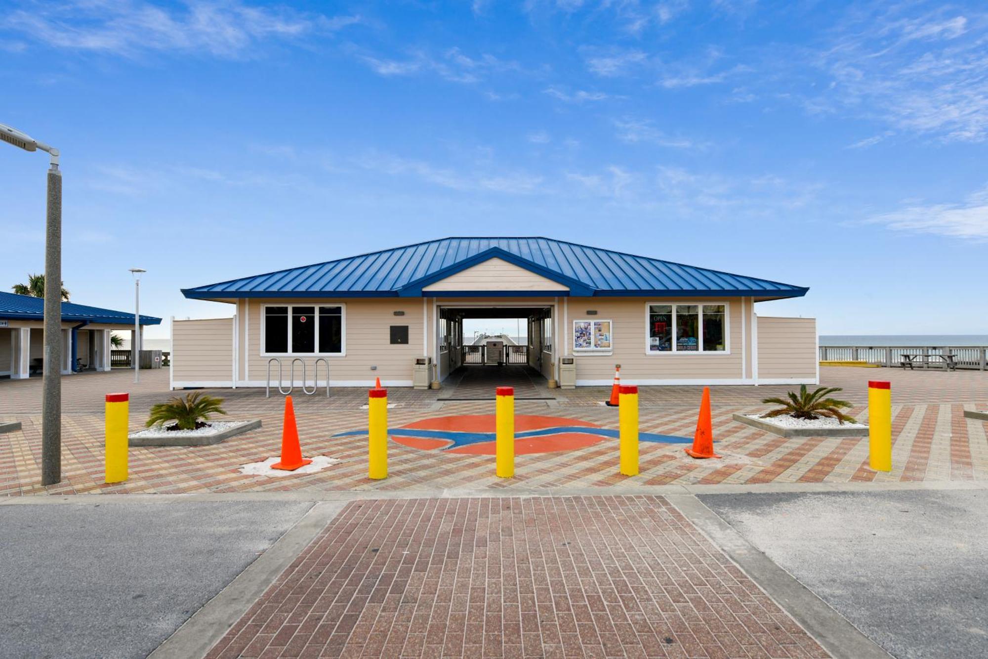 Holiday home Aquavista #603-w By Book That